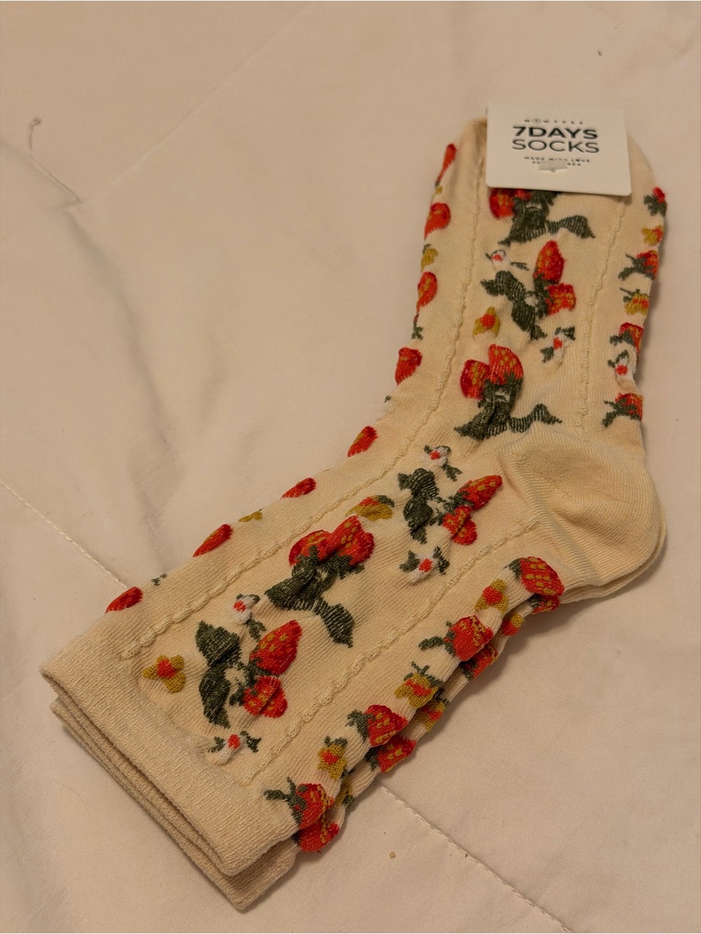 7DAYS Cream cotton Socks - Strawberry Pattern